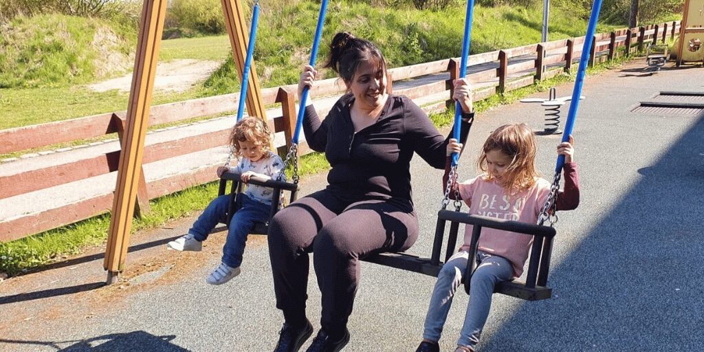 From an Expat Mother to Other Expat Parents playing with my bilingual kids