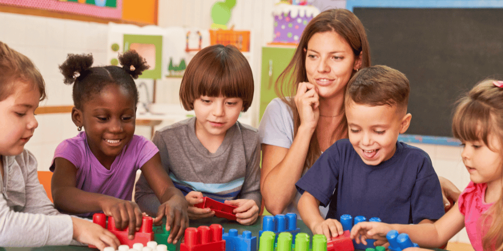 Bilingual Parenting Methods: OPOL, mL@H, T&P and MLP Explained bilingual famliy